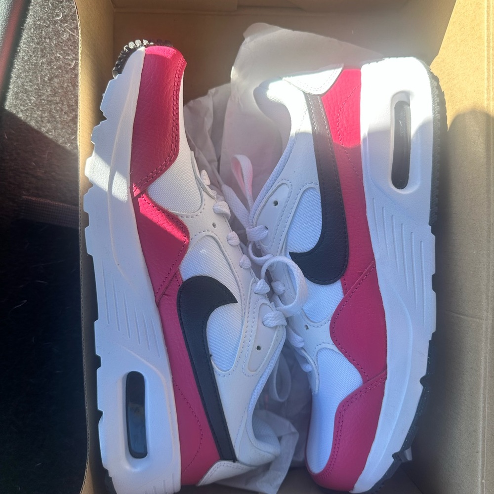 Nike White and Pink Sneakers with Black Accents